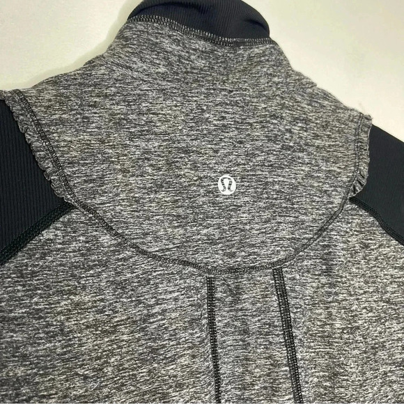 Lululemon Run Your Heart Out Pullover Active Jacket Size 4 - Picture 5 of 9